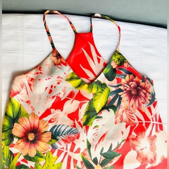 Women’s Multi Floral Top Racer Tank Size‎ M - Picture 2 of 4